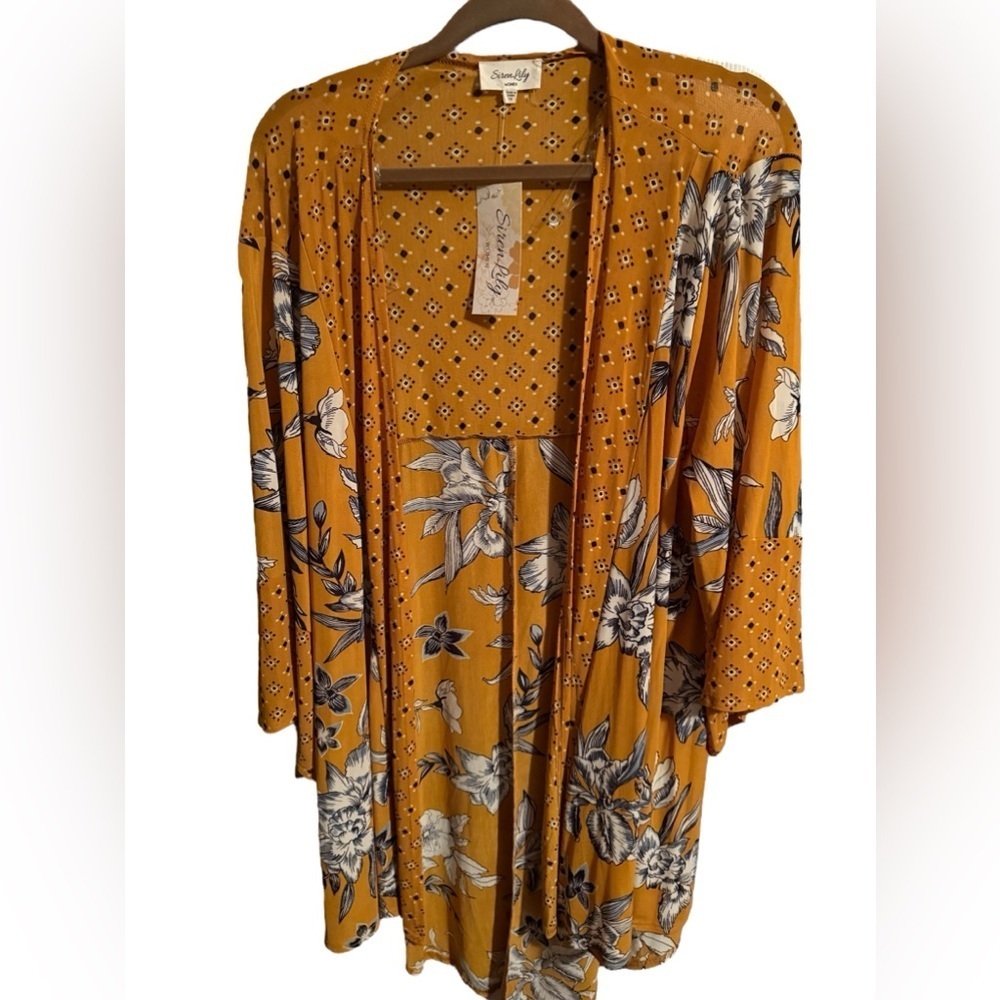 NWT Siren Lily Women’s Mustard Floral Coverup – 1X – Sheer Shawl with Sleeves